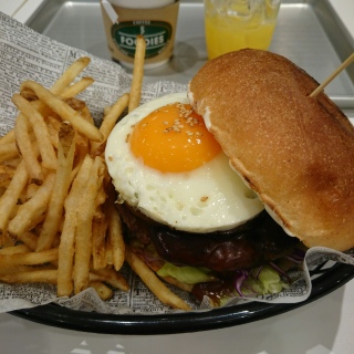 #テリヤキエッグバーガー