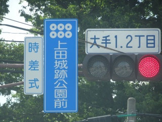 ��������������I